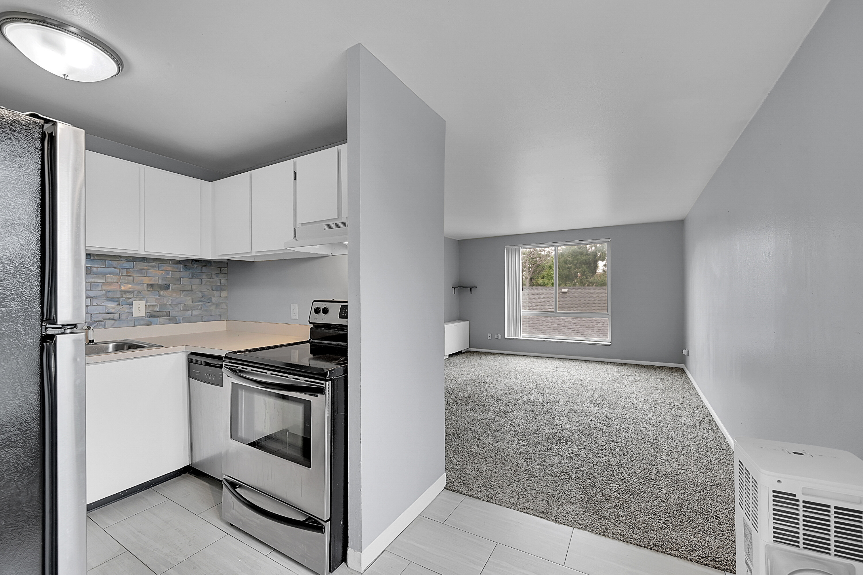 1151 Colorado Blvd - 301