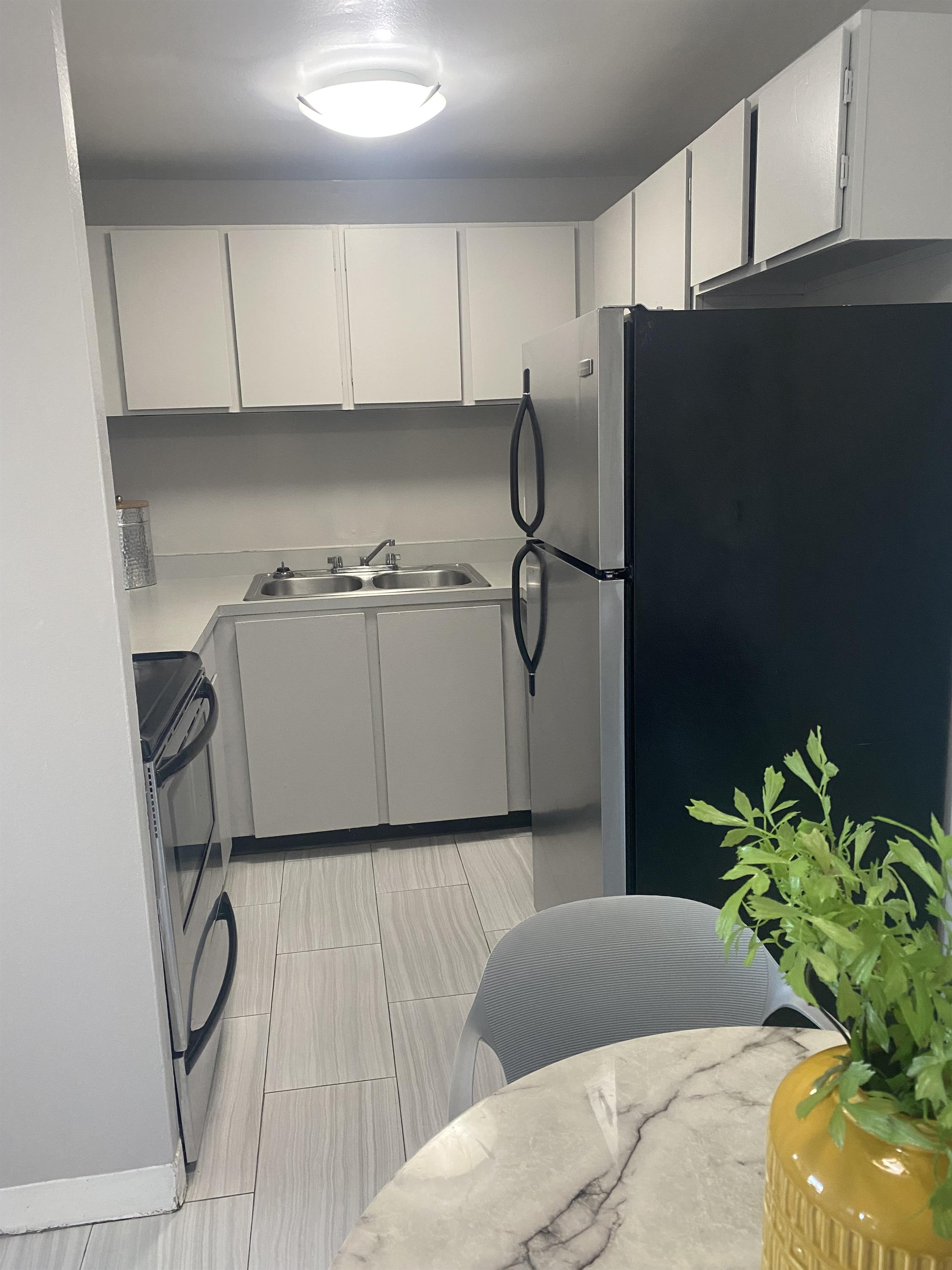 1151 Colorado Blvd - 505